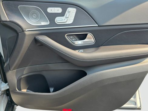 New 2026 Mercedes-Benz GLS 450 4MATIC image 30
