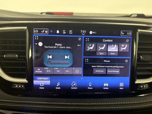 Used 2022 Chrysler Pacifica Touring-L FWD image 22
