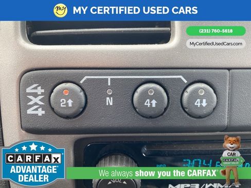 Used 2011 GMC Canyon SLE image 19