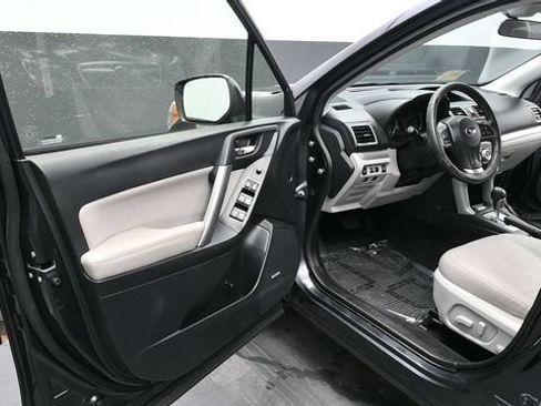 Used 2016 Subaru Forester 2.5i Limited AWD/4WD image 27