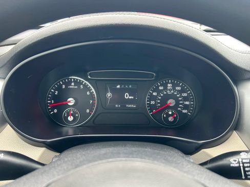 Used 2017 Kia Sorento AWD image 28