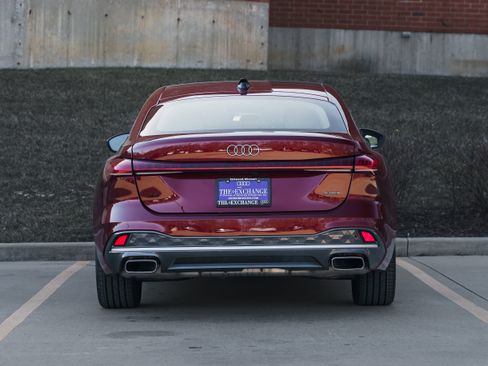 Certified 2025 Audi A5 2.0T Premium w/ Convenience Package image 28