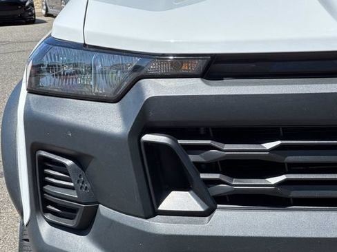 Used 2025 Chevrolet Colorado Trail Boss AWD/4WD image 45