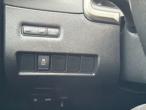 Used 2018 Nissan Murano SV w/ Premium Package FWD image 15