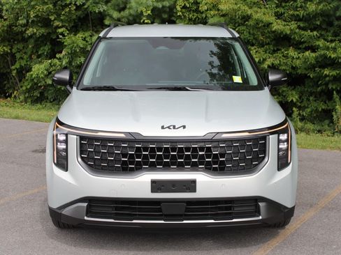 New 2027 Kia Carnival EX w/ Dark Edition Package FWD image 2