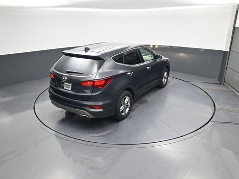 Used 2017 Hyundai Santa Fe Sport image 16