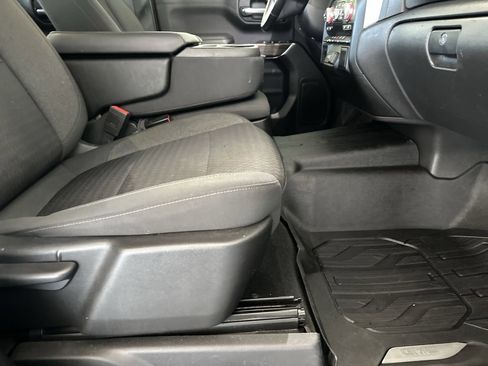 Used 2022 GMC Sierra 1500 Elevation w/ LPO, Elevation Black Package image 38