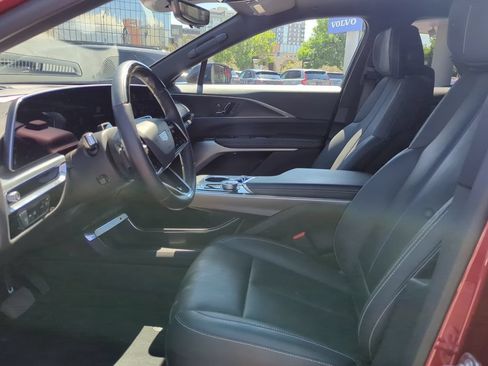 Certified 2024 Cadillac Lyriq Sport w/ LPO, Floor Liner Package AWD/4WD image 11