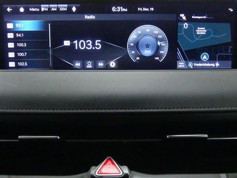 Used 2023 Genesis G80 2.5T image 12