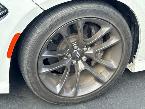 Used 2021 Dodge Charger Scat Pack w/ Plus Group RWD image 9