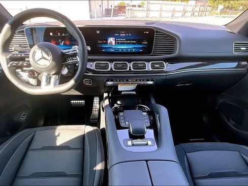 New 2026 Mercedes-Benz GLE 53 AMG 4MATIC Coupe image 4
