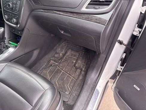 Used 2014 Buick Encore Premium image 11