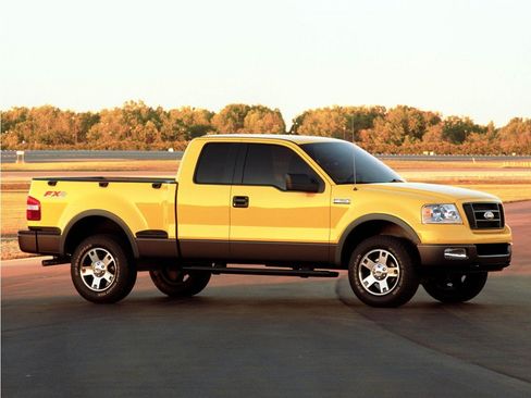 Used 2005 Ford F150 XLT AWD/4WD image 3