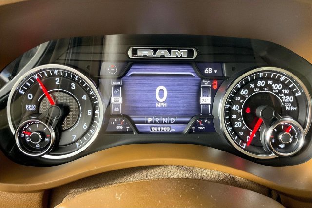 Used 2021 RAM 2500 Laramie AWD/4WD image 13