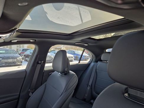 New 2026 Mercedes-Benz C 300 4MATIC Sedan image 24