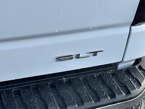 New 2026 GMC Sierra 1500 SLT w/ SLT Premium Plus Package AWD/4WD image 10