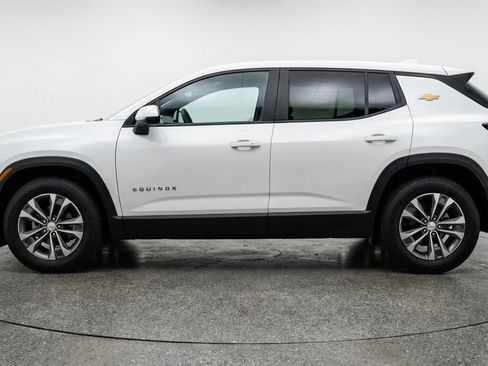 Used 2025 Chevrolet Equinox LT image 5