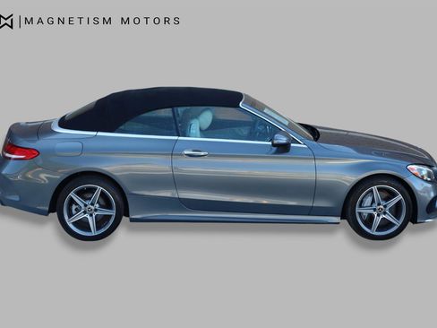 Used 2018 Mercedes-Benz C 300 4MATIC Cabriolet image 4
