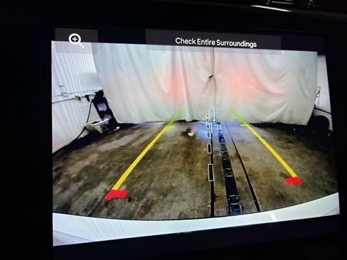 Used 2024 Jeep Grand Cherokee L Laredo w/ Luxury Tech Group I image 23