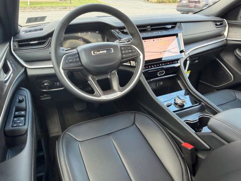 New 2026 Jeep Grand Cherokee Limited AWD/4WD image 6