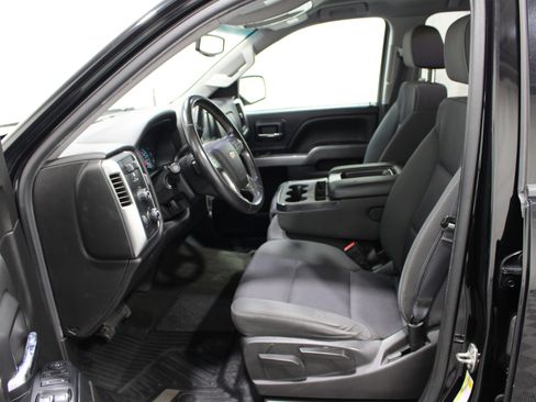 Used 2017 Chevrolet Silverado 1500 LT w/ Trailering Package AWD/4WD image 3