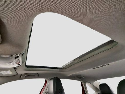 Certified 2023 Volkswagen Jetta SE w/ Panoramic Sunroof Package FWD image 21