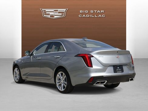Used 2026 Cadillac CT4 Luxury RWD image 3