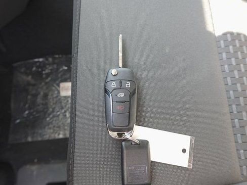 New 2025 Ford Transit 250 Low Roof image 24