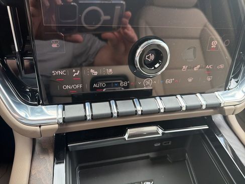 New 2026 GMC Yukon Denali image 22