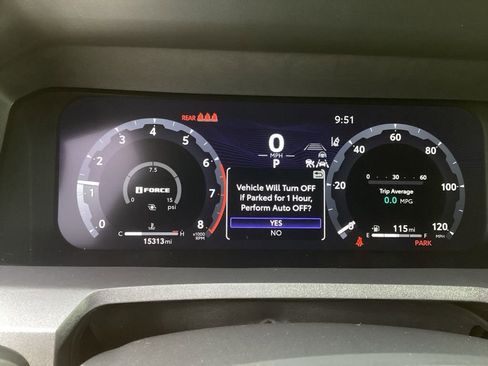 Used 2024 Toyota Tacoma TRD Sport AWD/4WD image 10