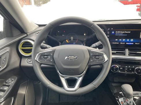 New 2026 Chevrolet Trax ACTIV w/ Sunroof Package image 12