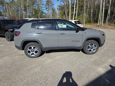 Used 2022 Jeep Compass Trailhawk w/ Trailhawk Elite Group AWD/4WD image 11