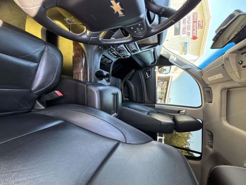 Used 2020 Chevrolet Tahoe LT image 10