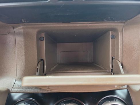 Used 2004 Honda CR-V LX image 38