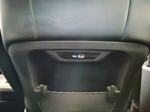 Used 2025 Chrysler Pacifica Select FWD image 27