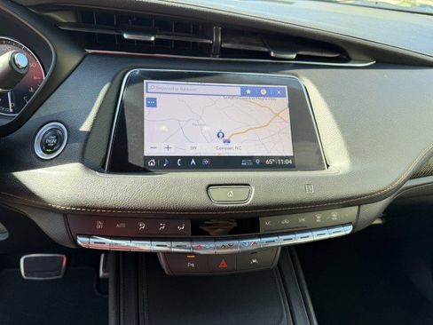 Used 2019 Cadillac XT4 Sport w/ Driver Awareness Package image 13