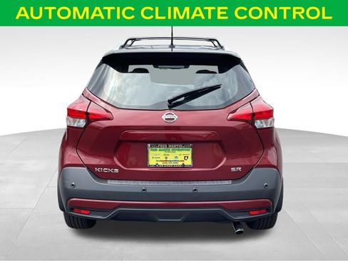 Used 2020 Nissan Kicks SR w/ Exterior Package FWD image 10
