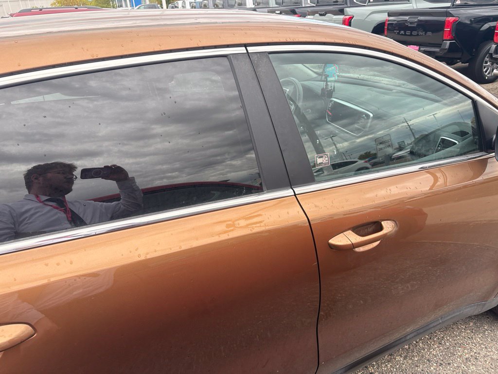 Used 2020 Kia Sportage LX AWD/4WD image 10