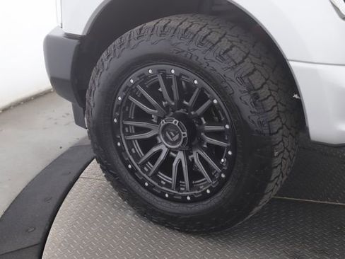 Used 2017 Ford F350 XL RWD image 13