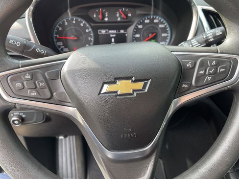 Used 2018 Chevrolet Equinox LT AWD/4WD image 21