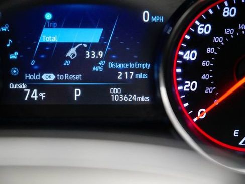 Used 2019 Toyota Camry XSE FWD image 34