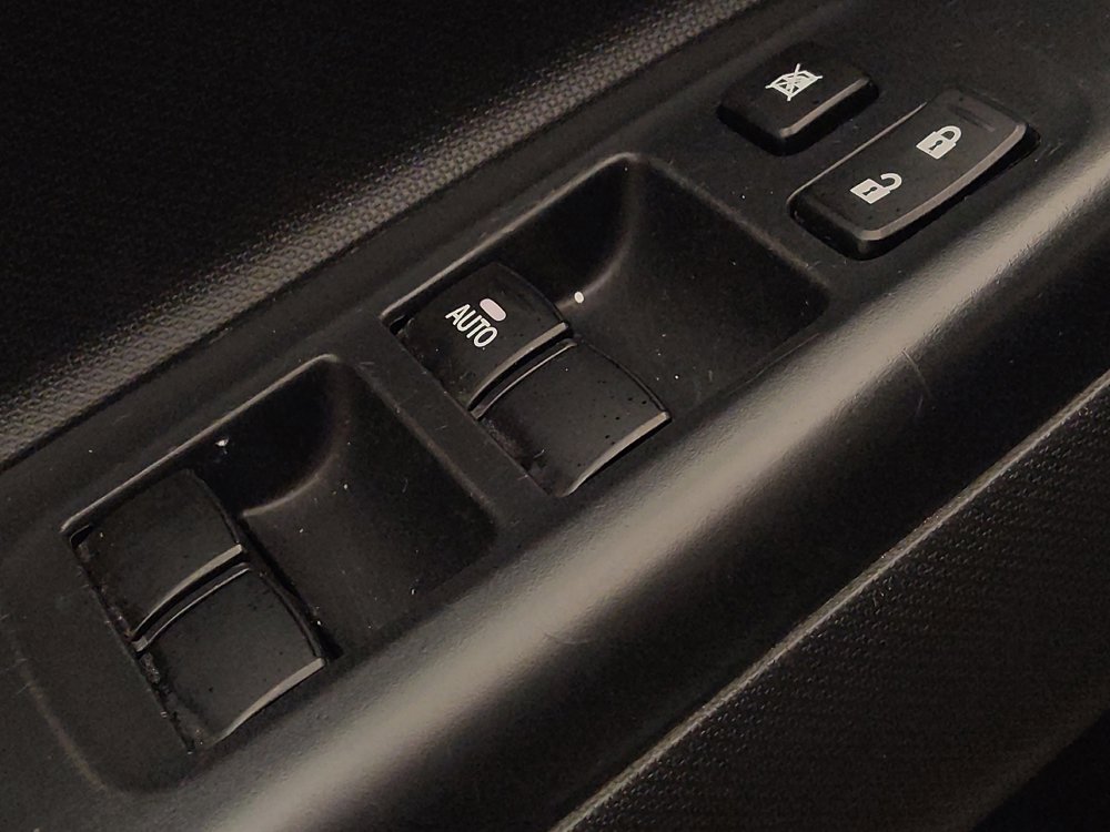 Used 2024 Mitsubishi Mirage ES FWD image 27