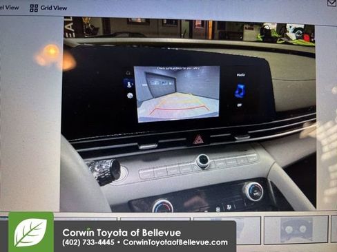 Used 2023 Hyundai Elantra SEL w/ Convenience Package image 6