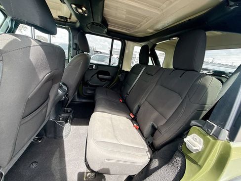 Used 2023 Jeep Wrangler Unlimited Sport AWD/4WD image 27