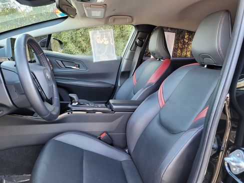 Used 2023 Toyota Prius Prime FWD image 12