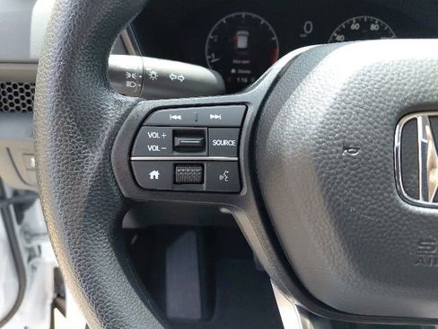 Used 2023 Honda CR-V LX image 13