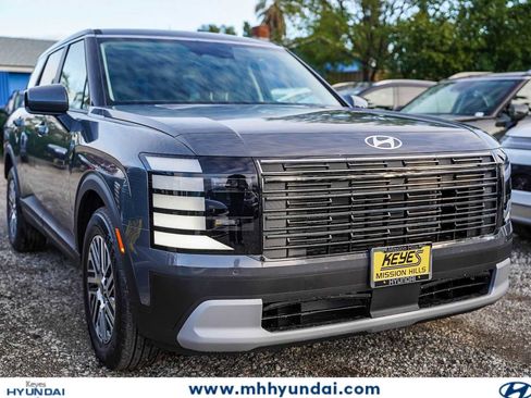 New 2026 Hyundai Palisade SE FWD image 3