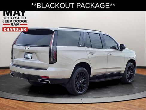 Used 2023 Cadillac Escalade Premium Luxury image 19