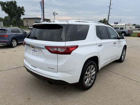 Used 2019 Chevrolet Traverse Premier w/ LPO, Floor Liner Package AWD/4WD image 4