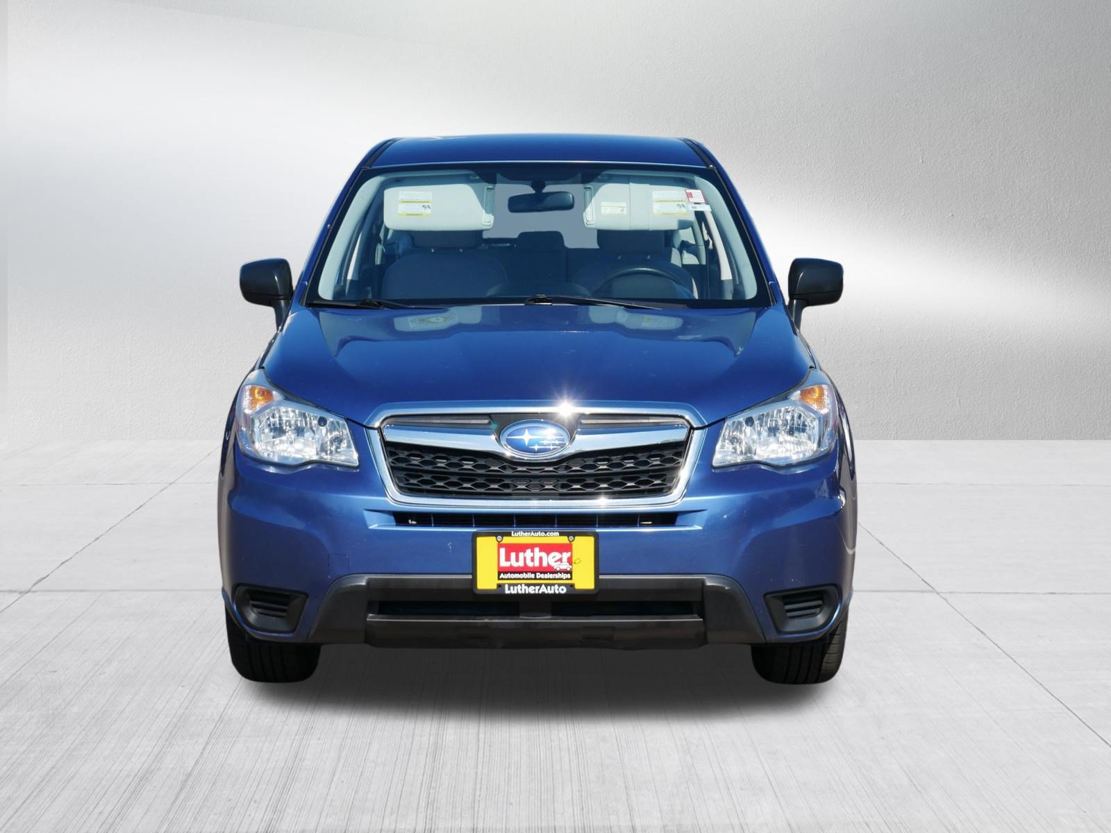 Used 2015 Subaru Forester 2.5i AWD/4WD image 2